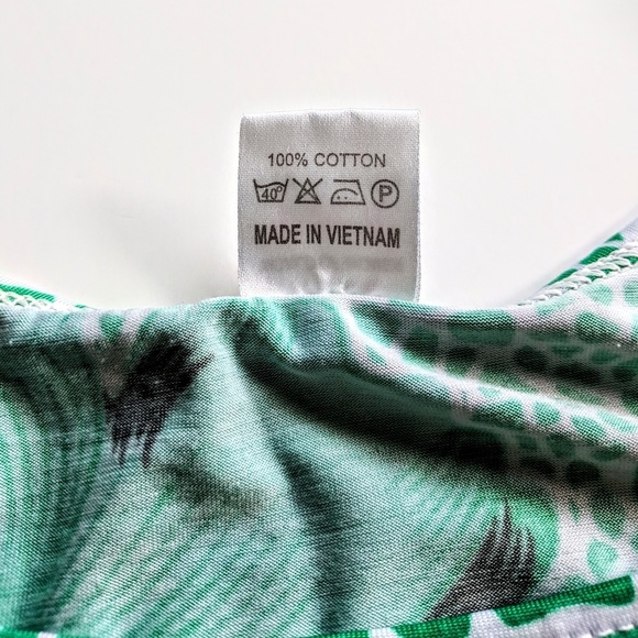 Green floral cap sleeve blouse - Picture 6 of 8